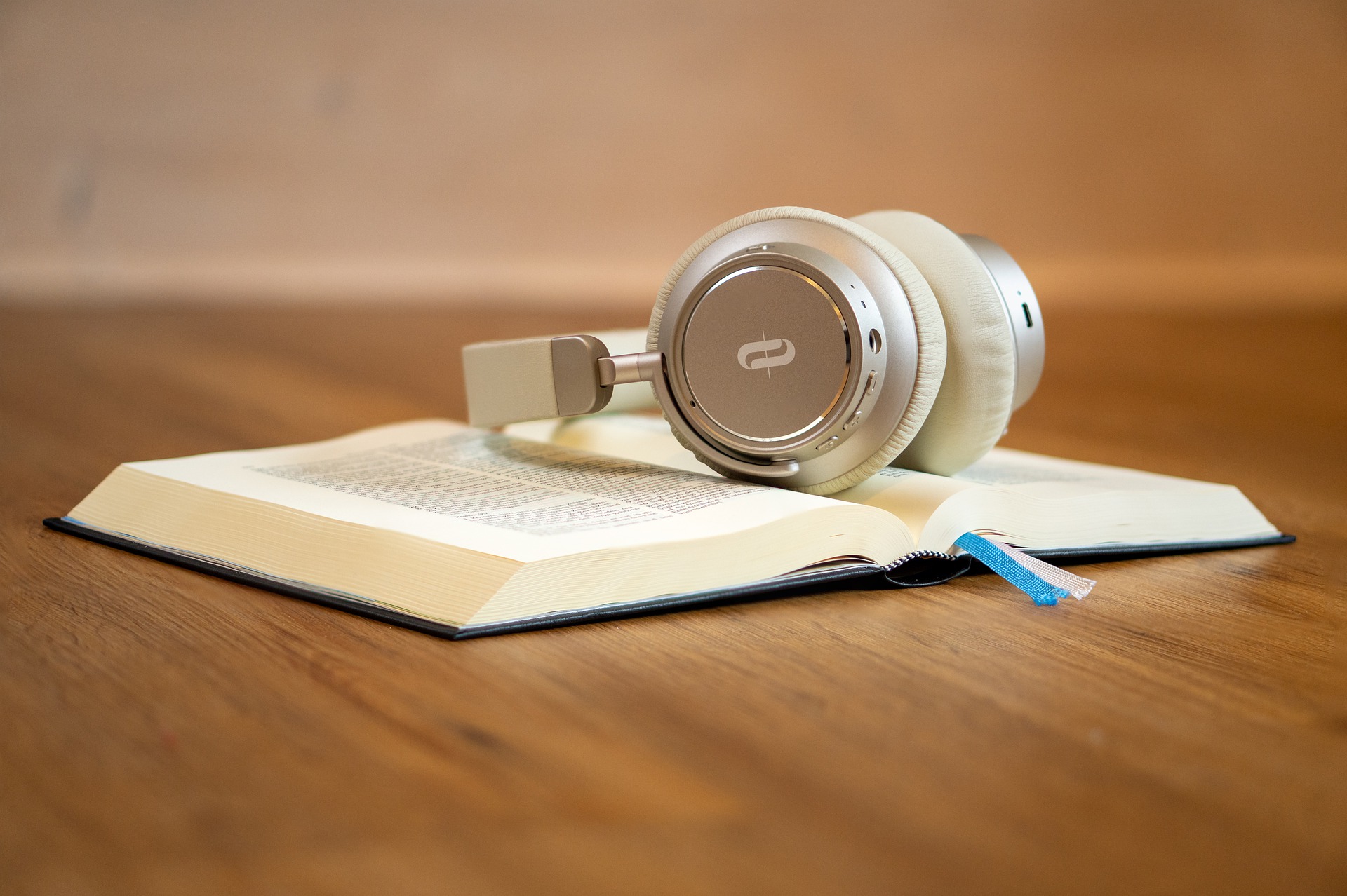 free stories audio downloads